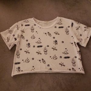 Space crop top tee